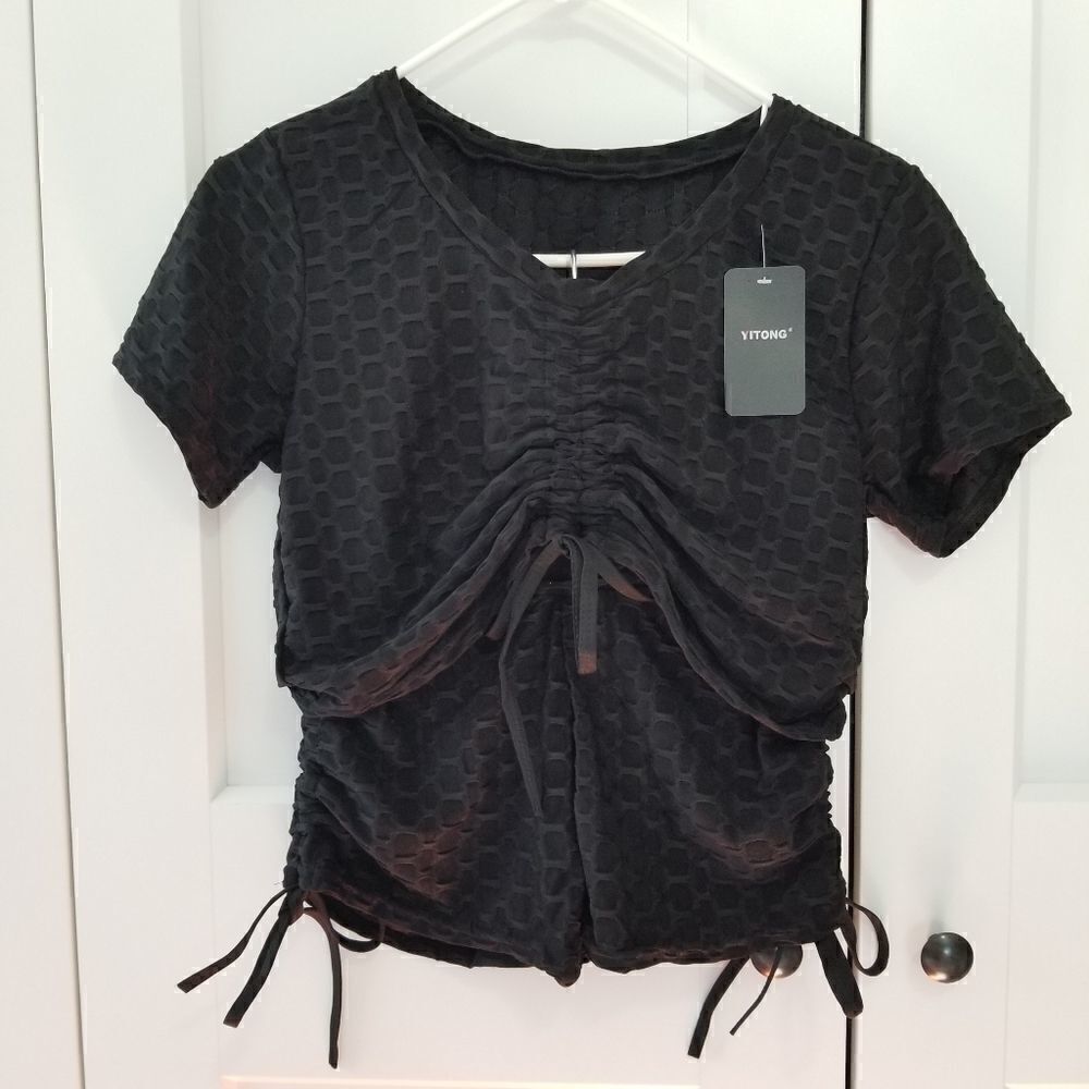 Yitong Top and short set